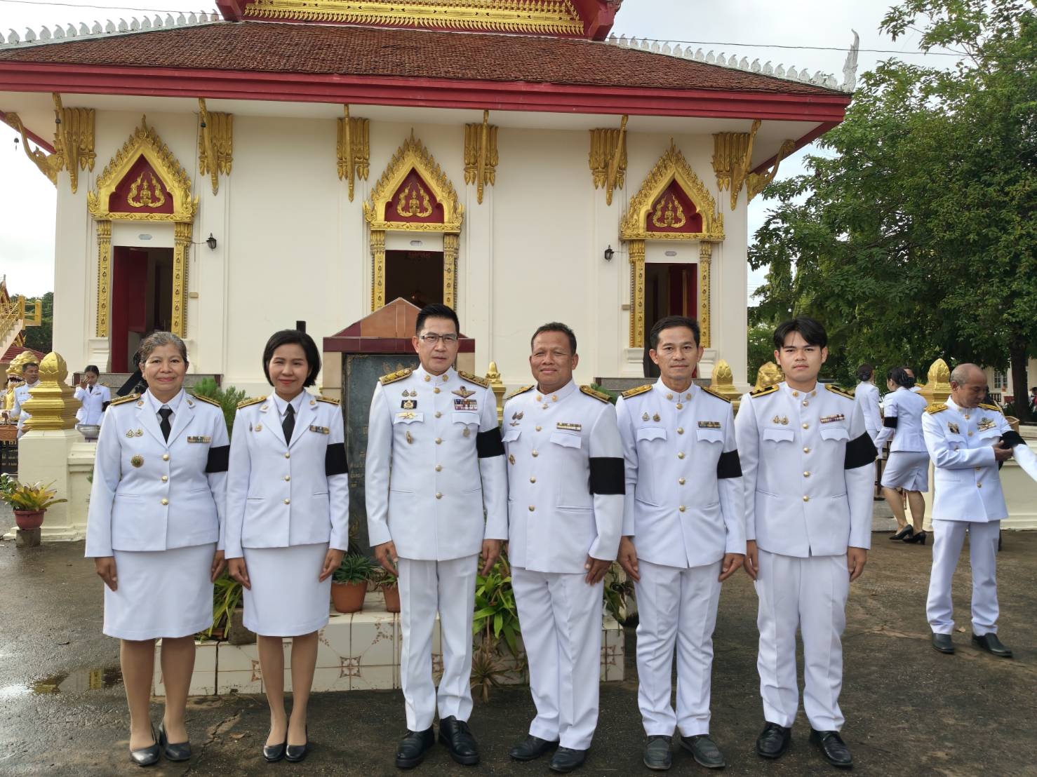 title - ส.ป.ก.ยโสธร ร่วมพิธีบำเพ็ญกุศลและทำบุญตักบาตร ครบ 50 วัน (ปัญญาสมวาร) ถวายเป็นพระกุศลแด่ สมเด็จพระเจ้าลูกเธอ เจ้าฟ้าพัชรกิติยาภา นเรนทิราเทพยวดี กรมหลวงราชสาริณีสิริพัชร มหาวัชรราชธิดา ณ พระอุโบสถ วัดศรีธรรมมาราม (พระอารามหลวง)